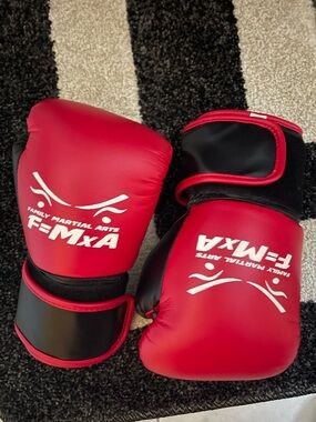 F-MXA Kids Red Boxing Gloves with Wrist Support